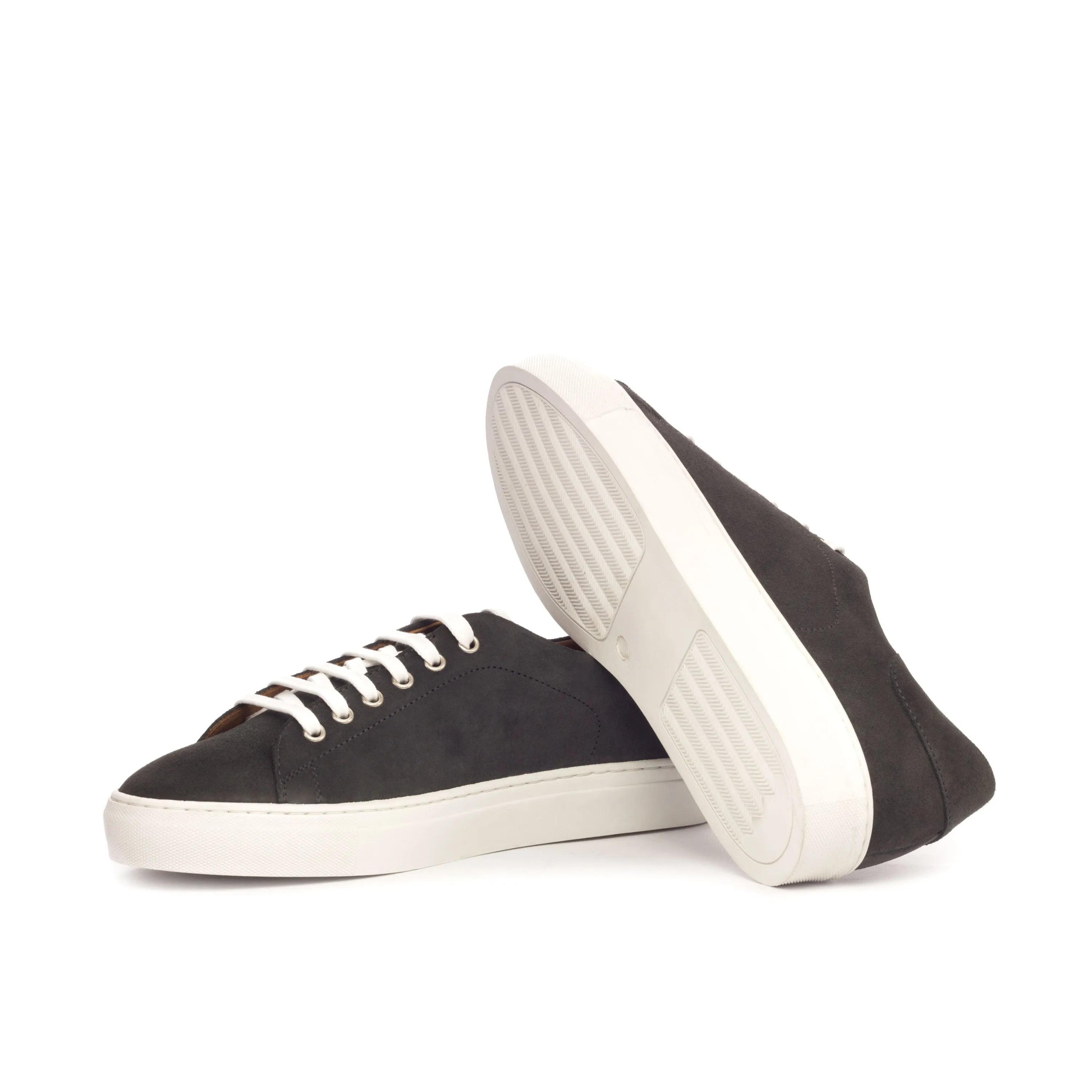 Black Dailama Trainer Sneakers II with white soles