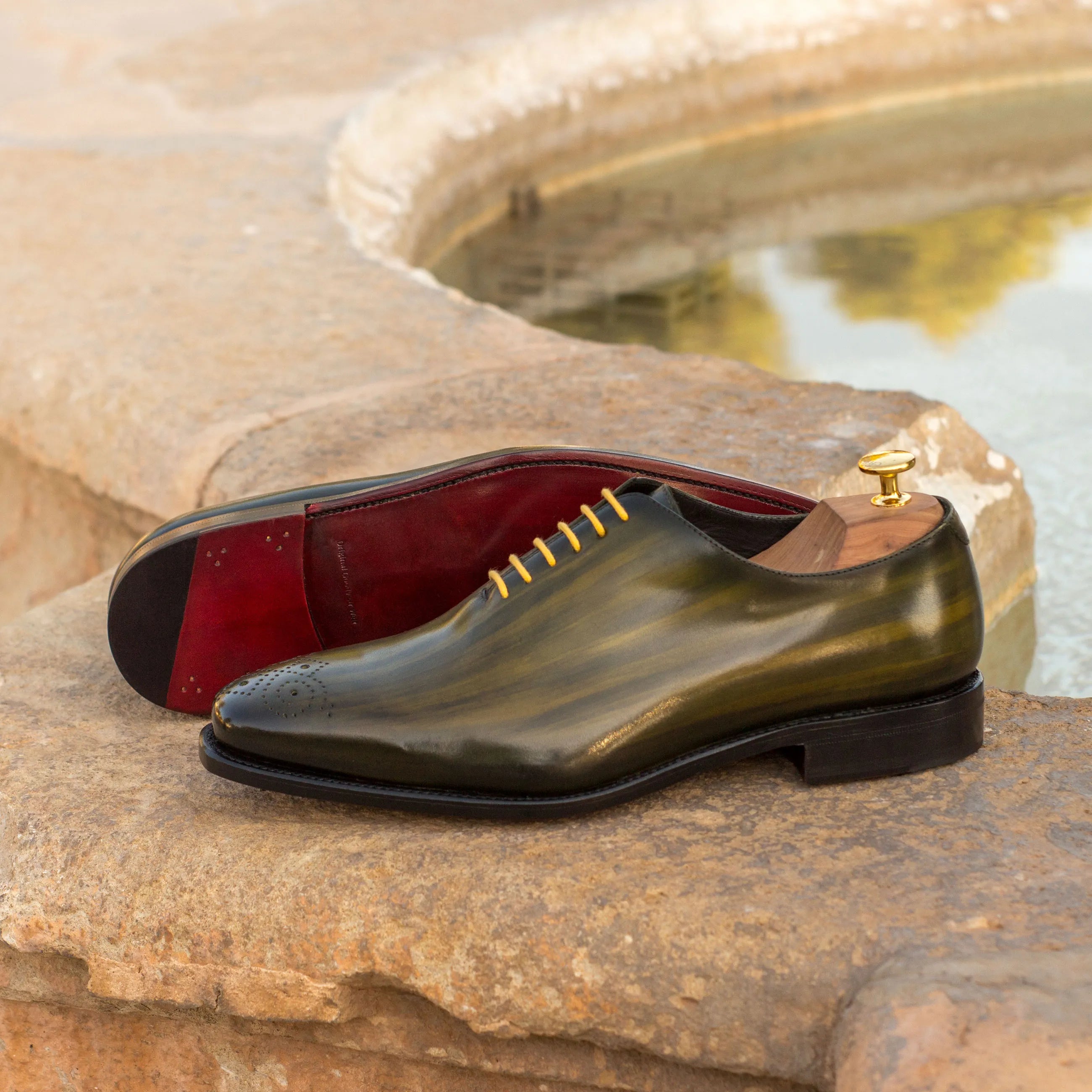 Serb whole cut patina shoes in olive green leather, back view