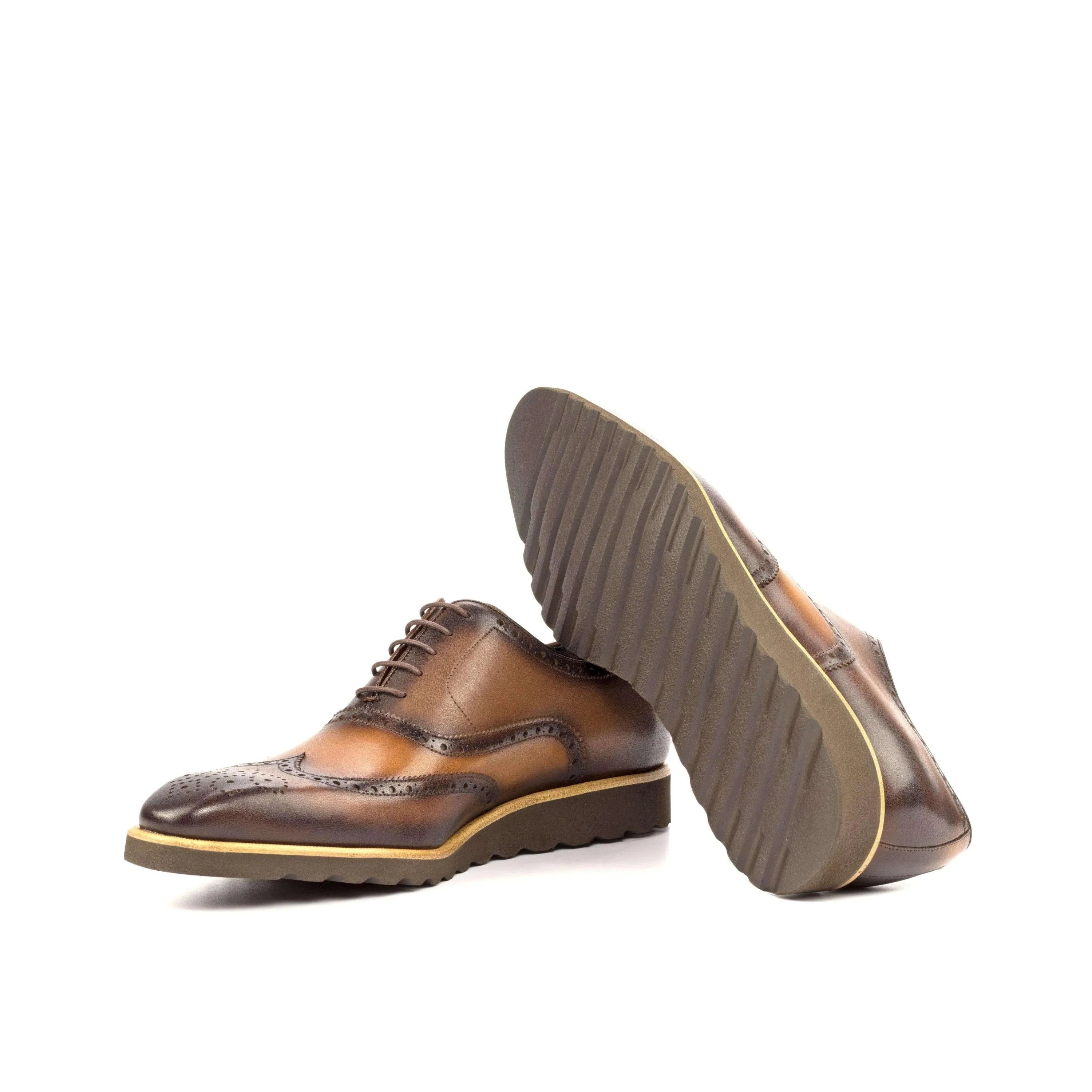 Brown leather 21QW full brogue shoes with hand-painted patina