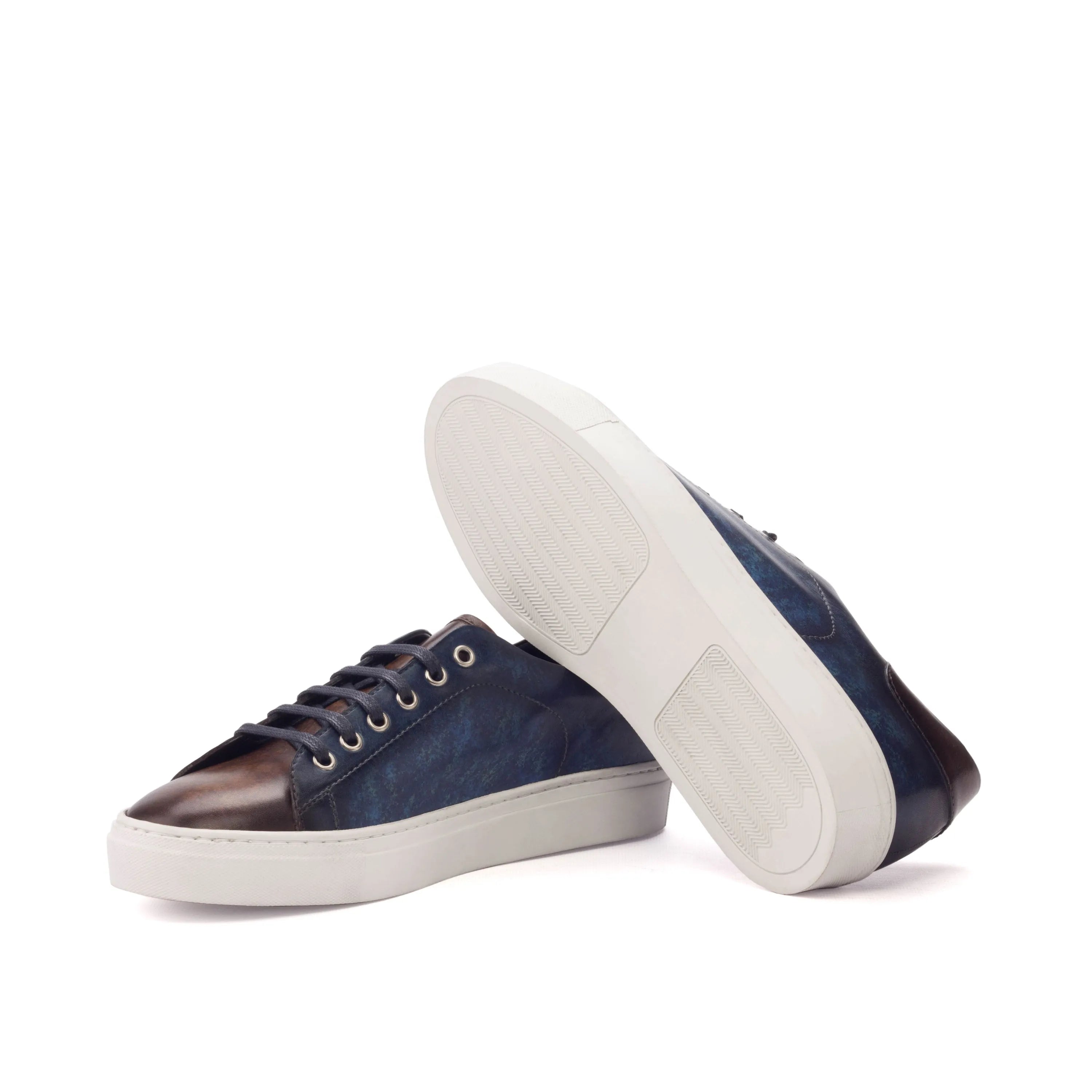 Cyprian trainer patina sneaker with two-tone leather and crust patina